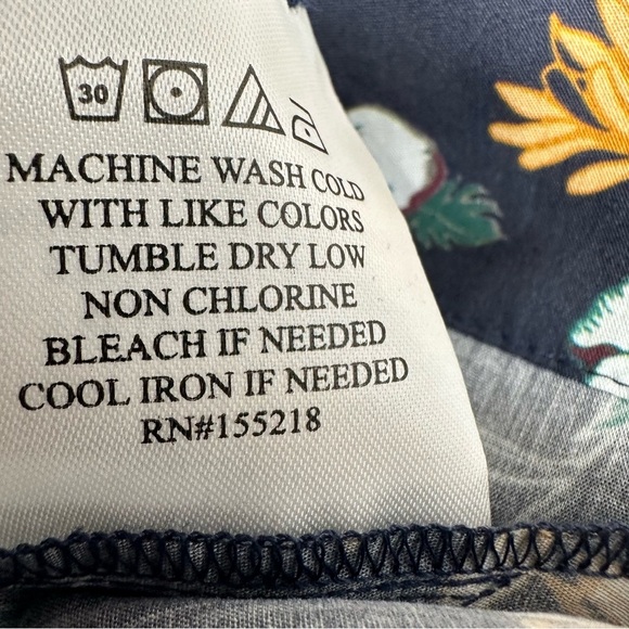 WILDFANG Floral Crop Top SIZE XS - Picture 10 of 11